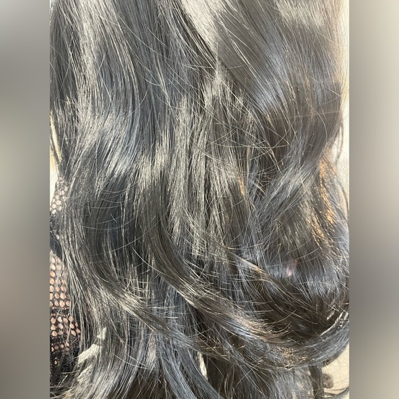 HAIR, 30” layered, center part, with lace. Jet Black - Picture 3 of 12
